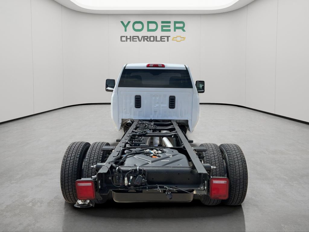 New 2026 Summit White Chevrolet Work Truck image 50