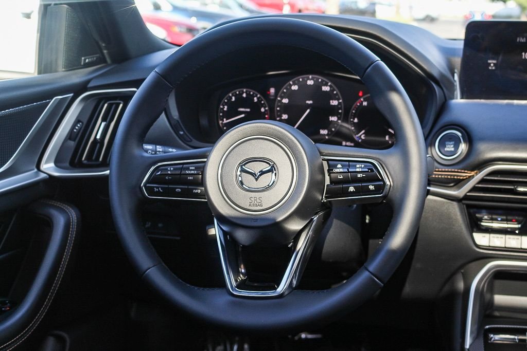 2026 Mazda CX-70 Premium Package - Photo 17