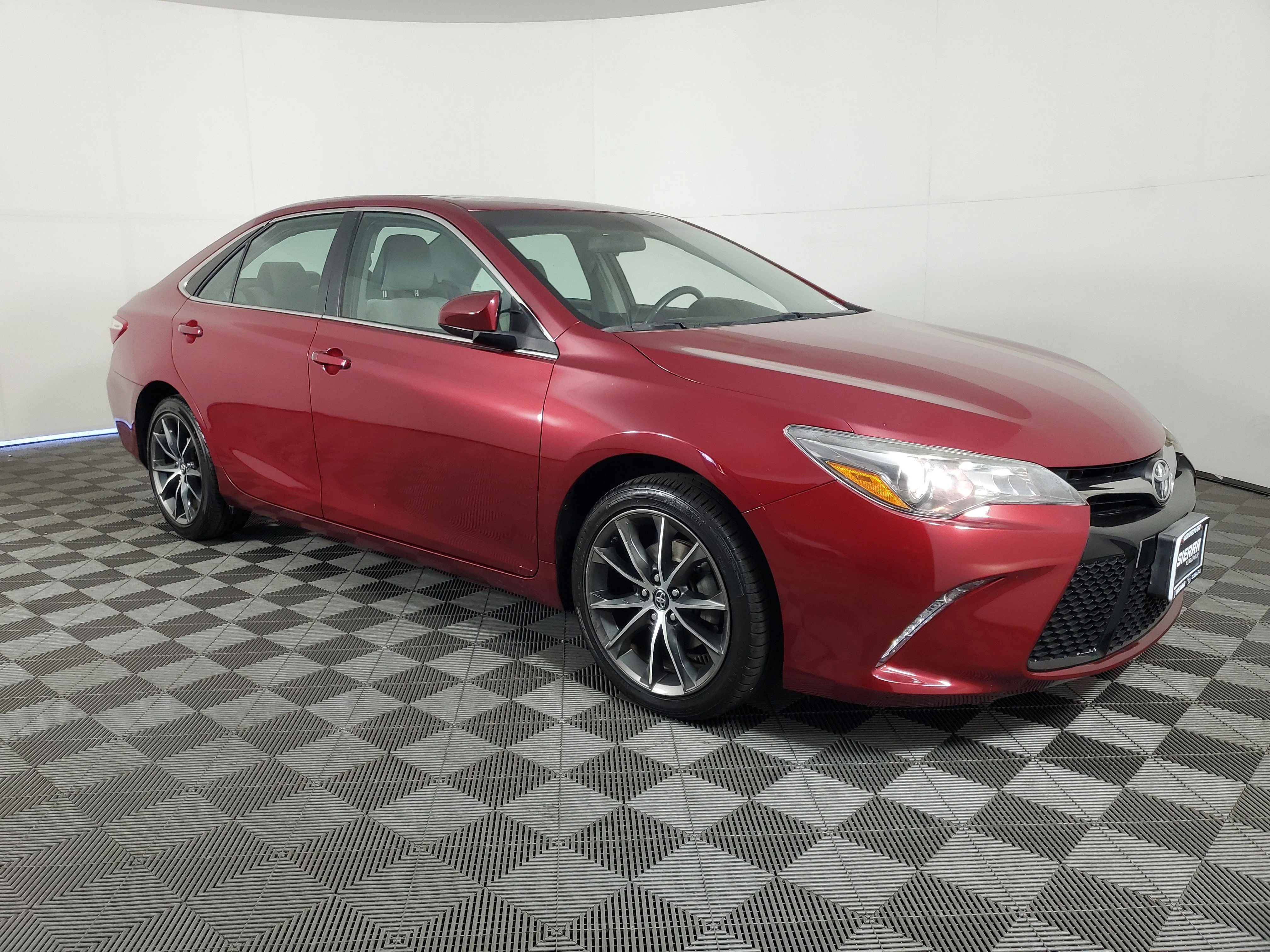 Used 2017 Ruby Flare Pearl Toyota XSE image 2