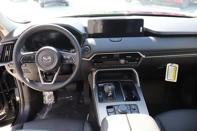 2026 Mazda CX-90 Premium Package - Photo 17
