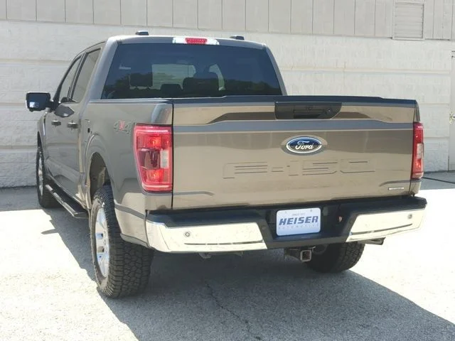 Certified Used 2023 Gray Ford XLT image 11