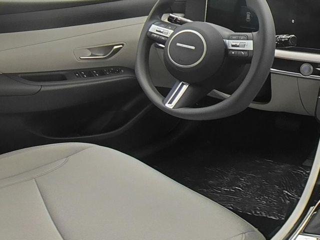 New 2026 White Hyundai SE AWD image 36