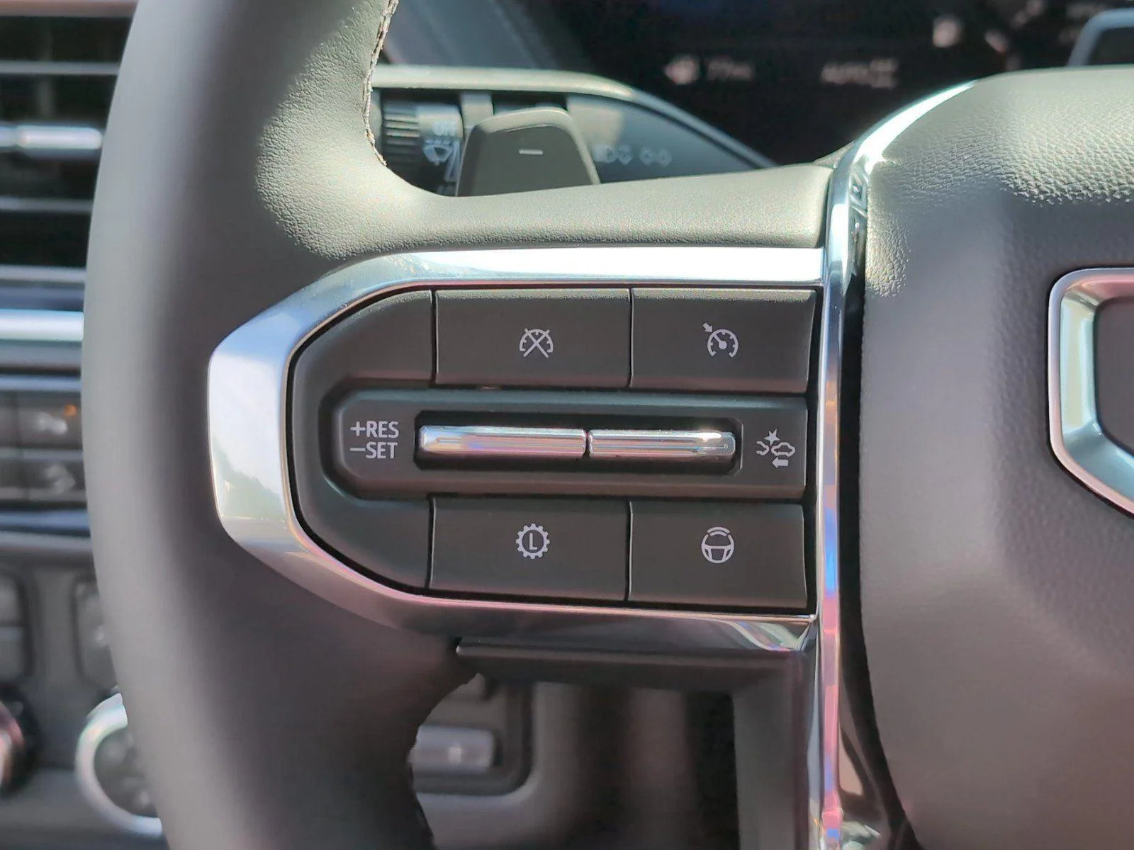 New 2026 Glacier White Tricoat GMC Denali image 32