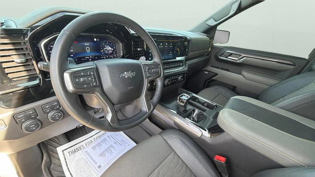 Used 2024 Summit White Chevrolet ZR2 image 18