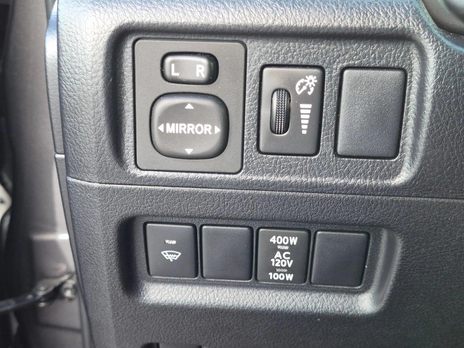 Used 2018 Magnetic Gray Metallic Toyota SR5 image 13