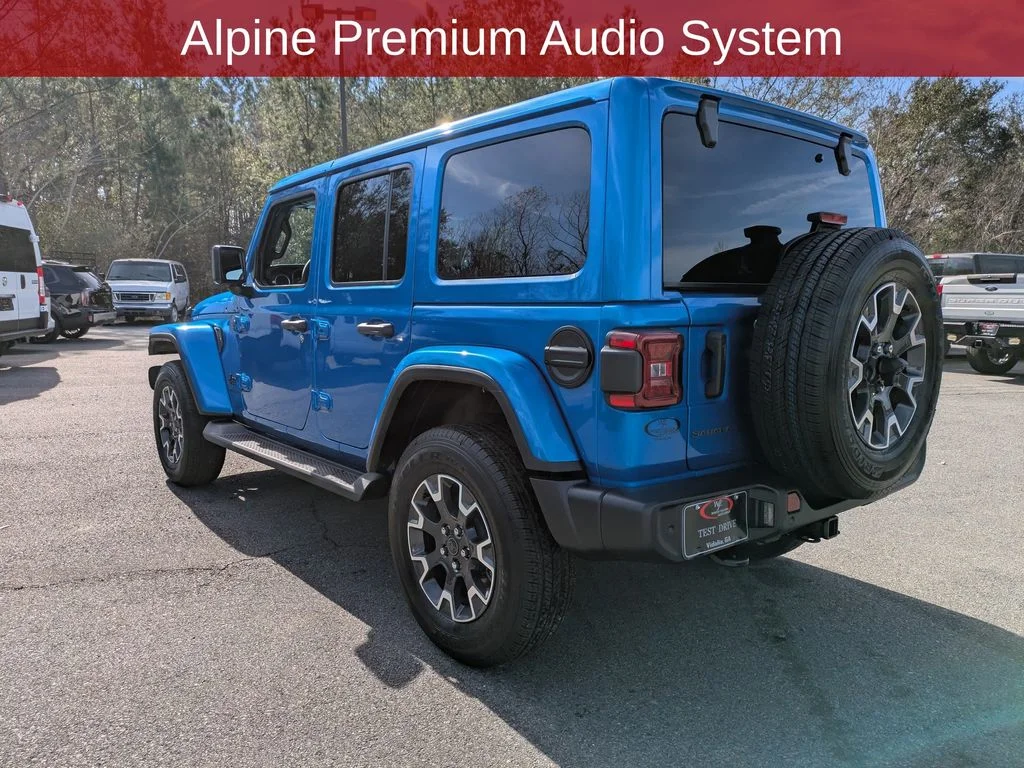 New 2026 Hydro Blue Pearl-Coat Exterior Paint Jeep Sahara image 8