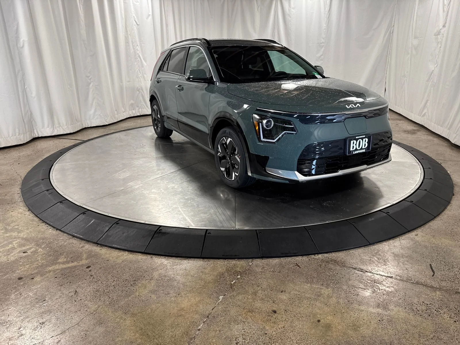 New 2026 Green Kia Wind image 7