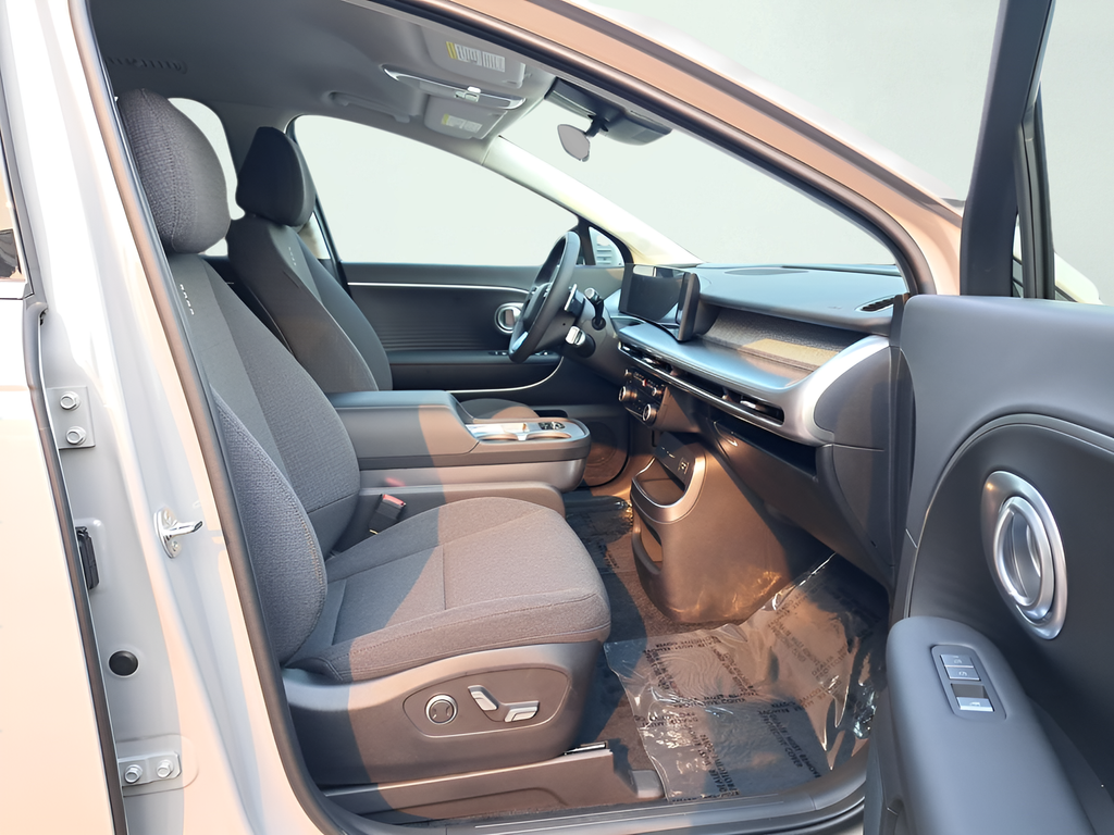 2026 Hyundai IONIQ 9 SE - Photo 17