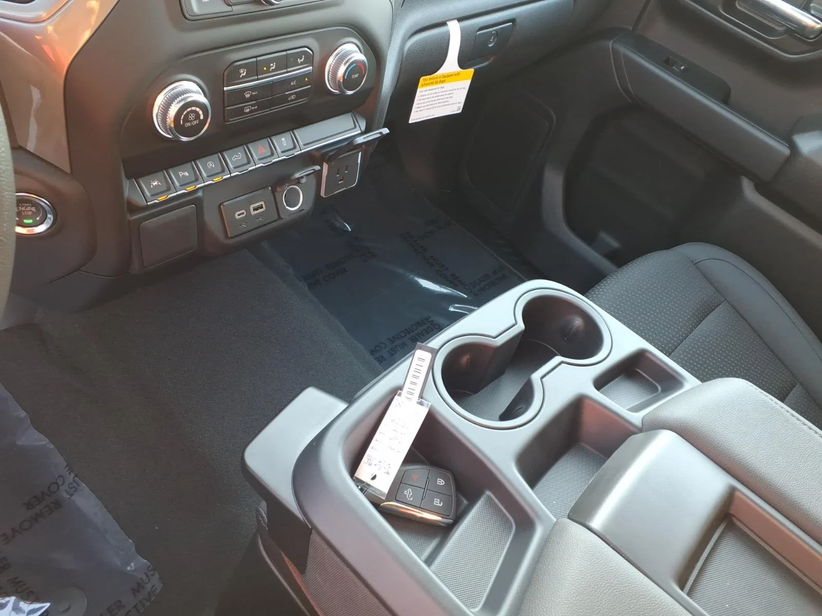 New 2026 Summit White GMC Pro image 7