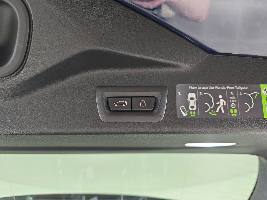 New 2026 Tanzanite Blue II Metallic BMW xDrive50e image 13