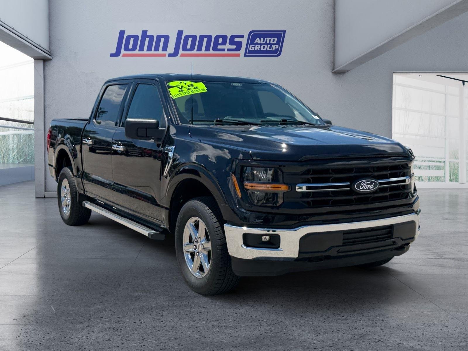 Used 2025 Black Ford XLT image 7