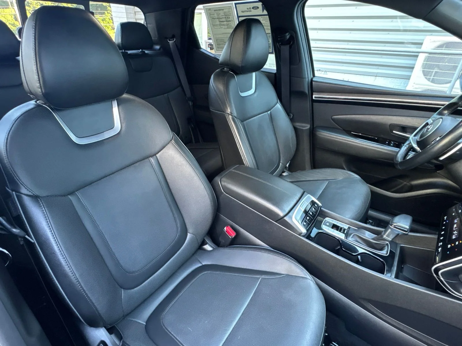 Used 2023 Green Hyundai Limited image 33