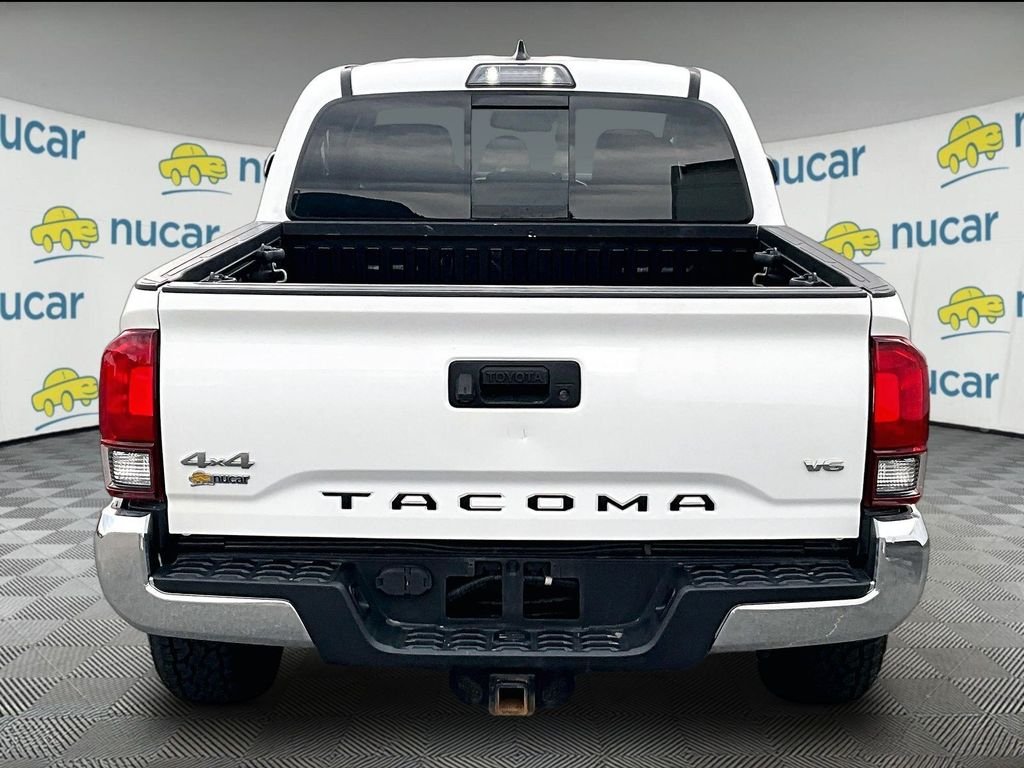 Used 2019 Super White Toyota SR5 image 5