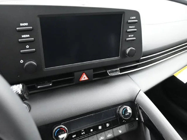 Used 2026 Black Hyundai SEL Sport Premium image 23