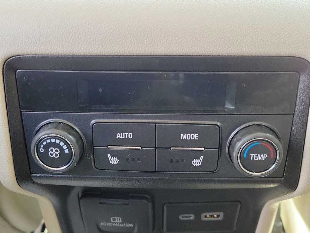 2023 GMC Acadia Denali - Photo 16