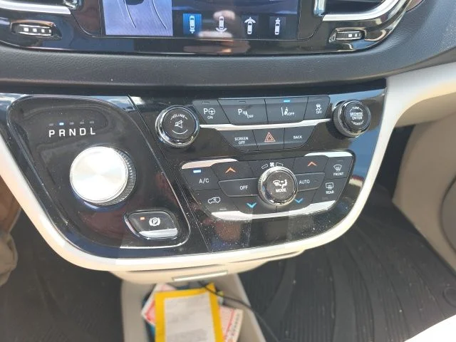 Used 2017 Red Chrysler Touring L Plus image 17