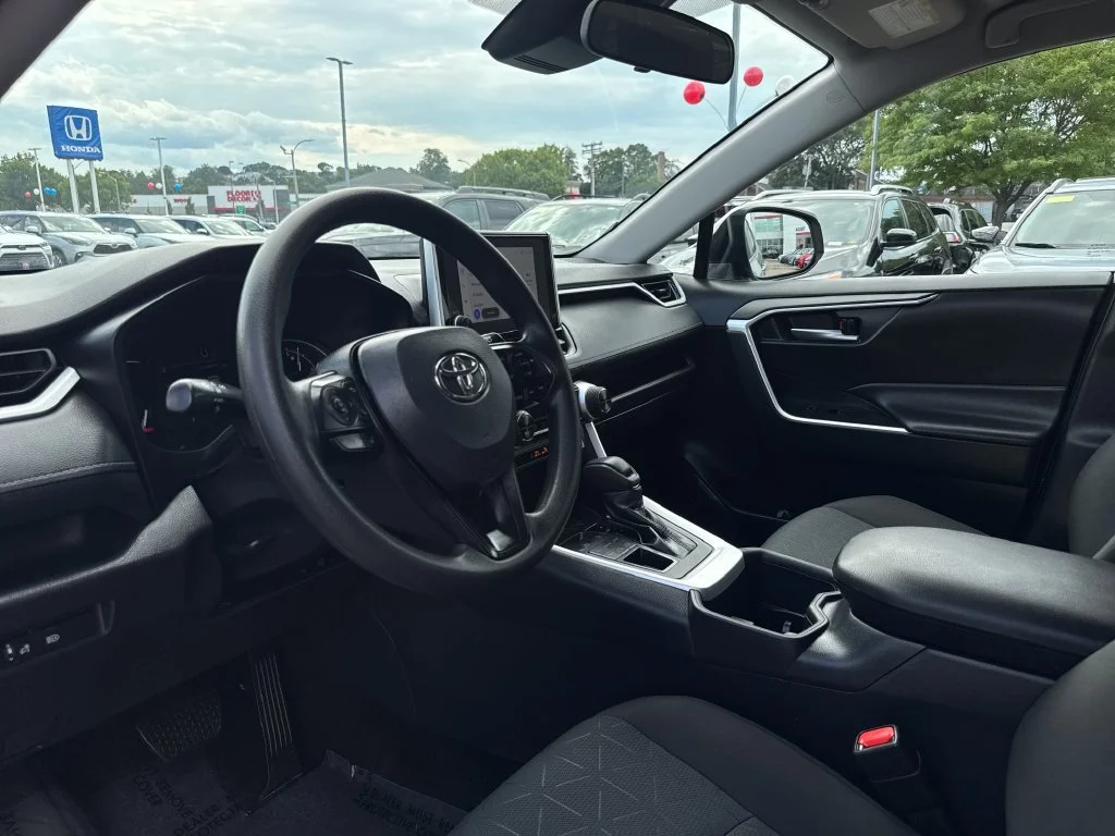 Used 2025 Silver Toyota XLE image 14