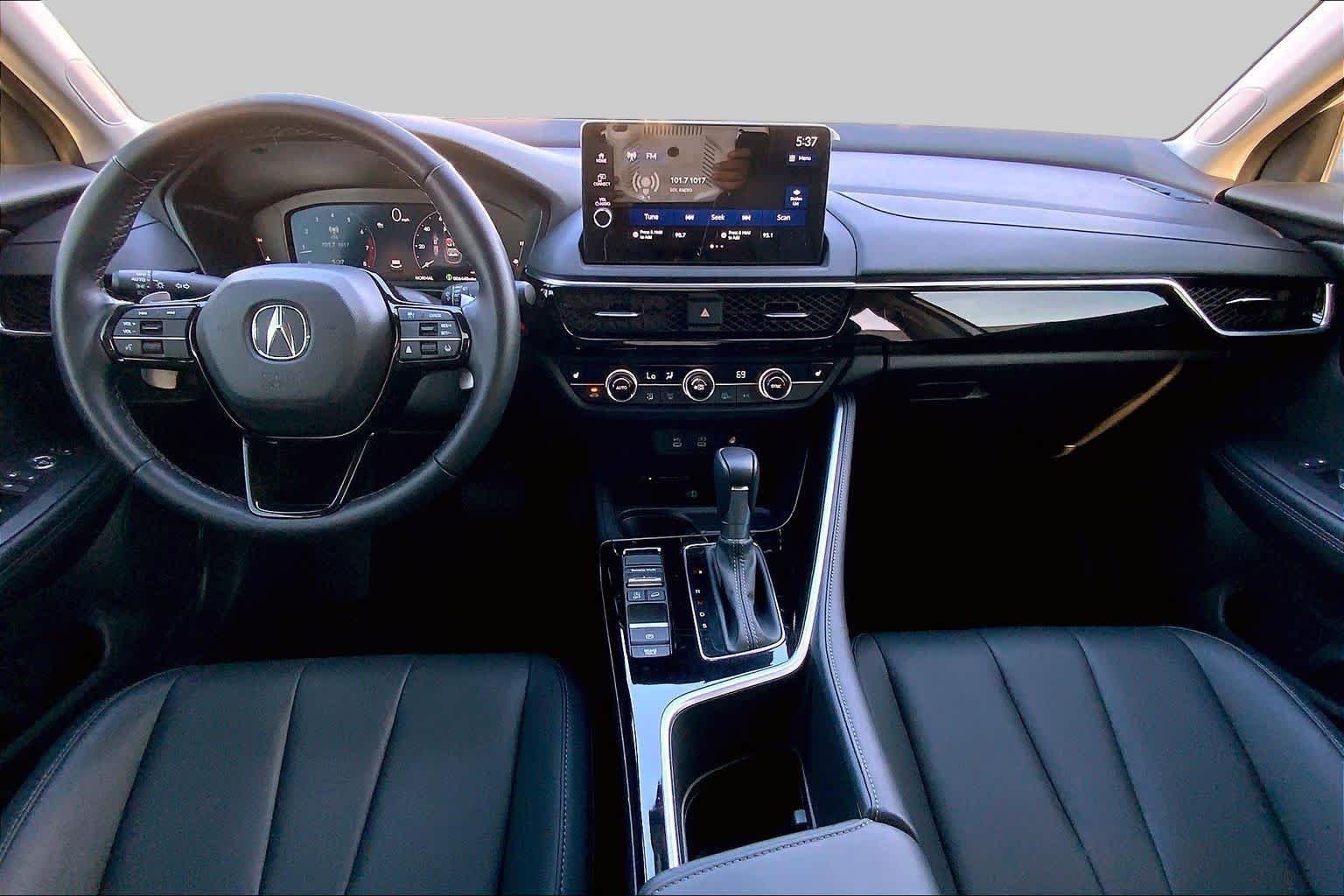 Used 2025 Platinum White Pearl Acura  image 15