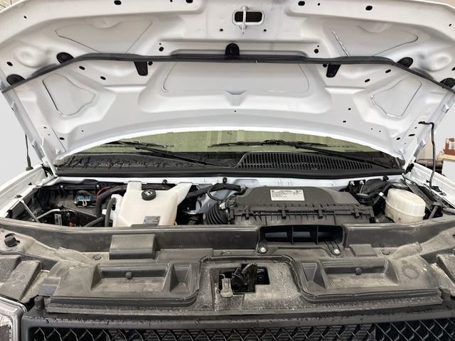 2025 Chevrolet Express Cargo Work Van - Photo 28