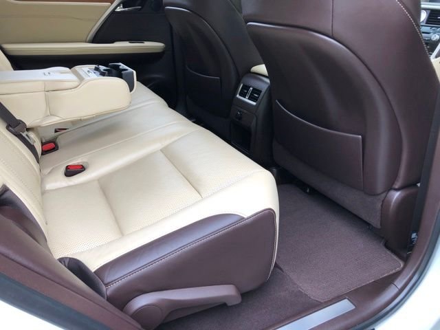 Used 2019 White Lexus 350 image 13