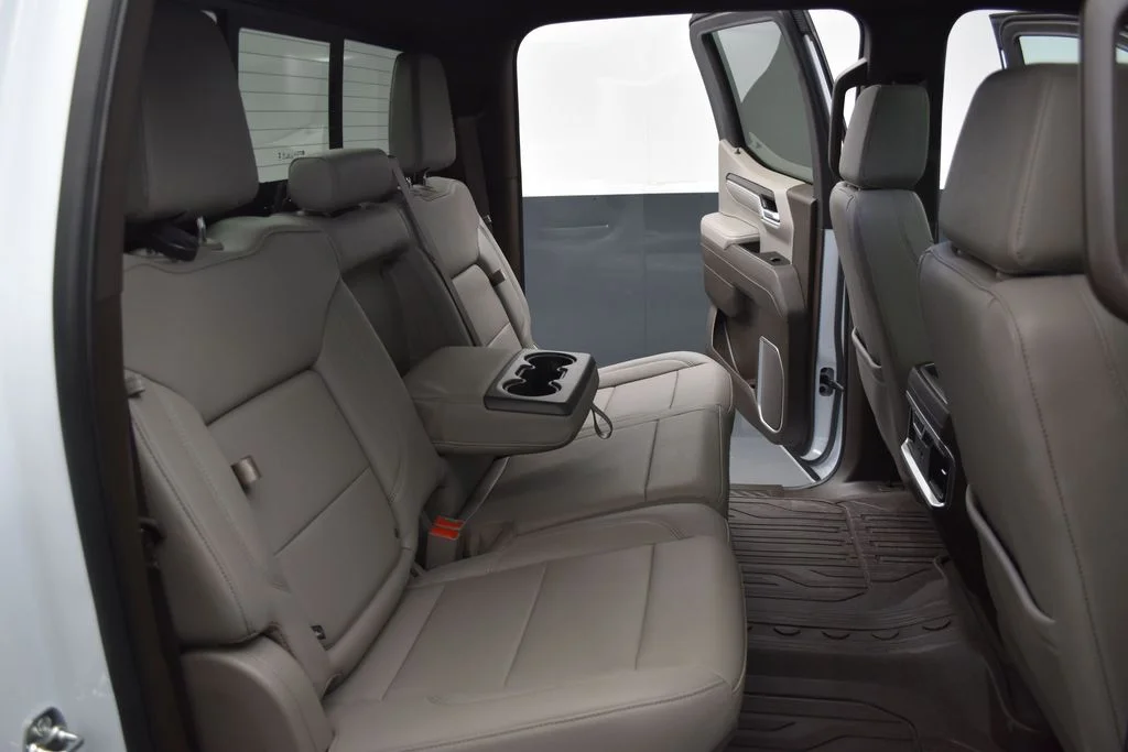 Used 2026 White GMC SLT image 26