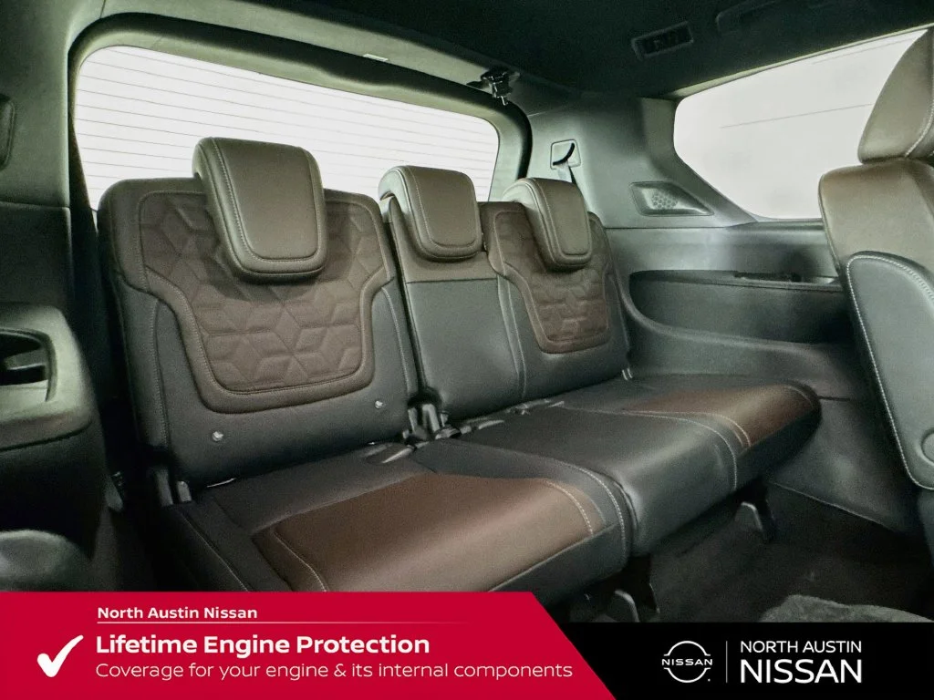 New 2026 Black Nissan Platinum image 36