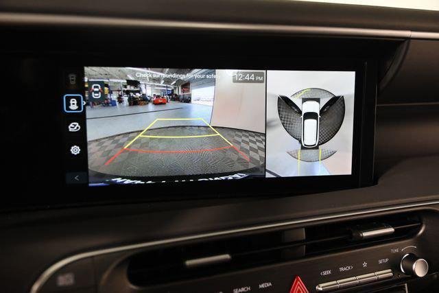 New 2026 White Hyundai SEL Premium AWD image 45