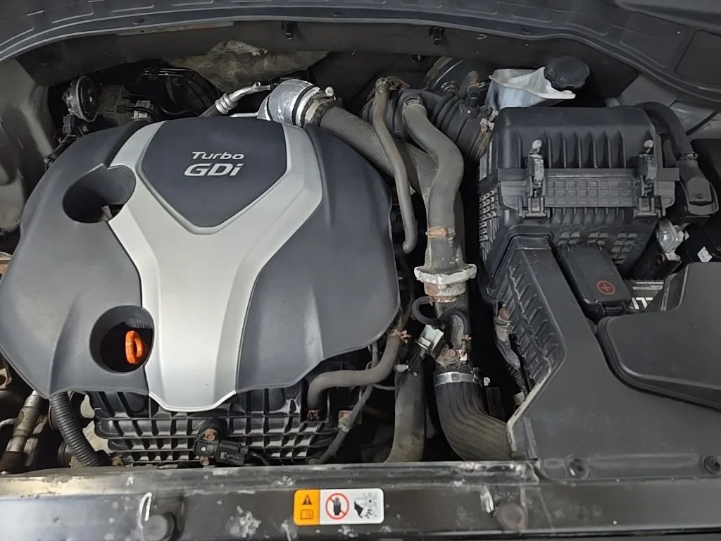 Used 2013 Gray Hyundai 2.0L Turbo image 12