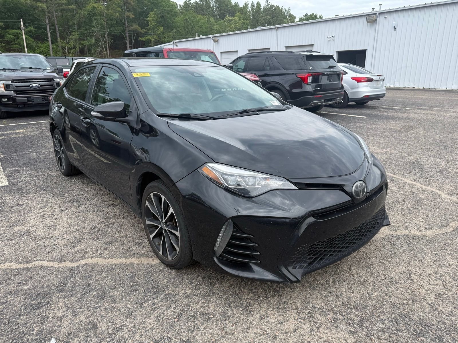 2018 Toyota Corolla XSE AT's photo