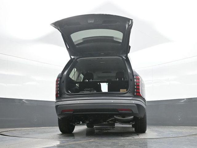 New 2026 Gray Hyundai SEL Premium 7P image 18