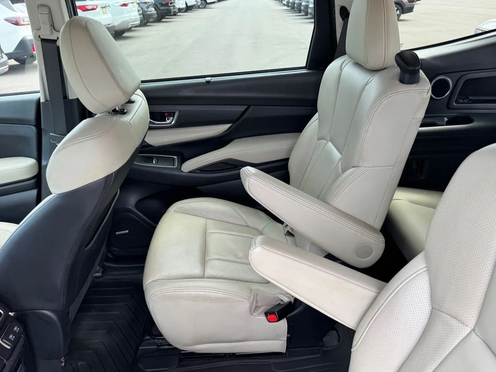 Used 2020 White Subaru Limited image 11