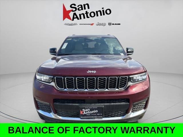 New 2025 Velvet Red Pearl-Coat Exterior Paint Jeep Limited image 4