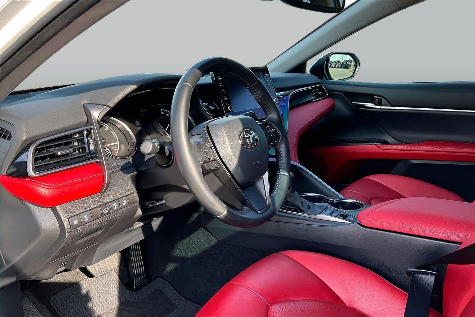 Used 2023 Wind Chill Pearl Toyota Hybrid XSE image 17