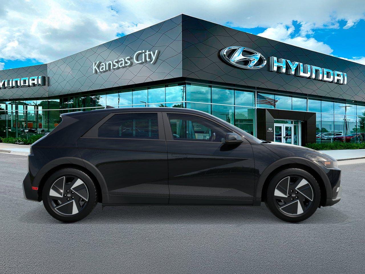 New 2026 Abyss Black Hyundai SE image 7
