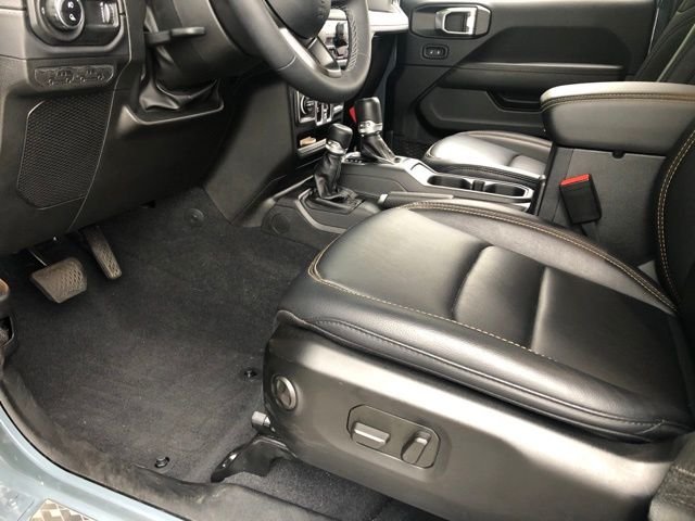 Used 2025 Gray Jeep High Tide image 33