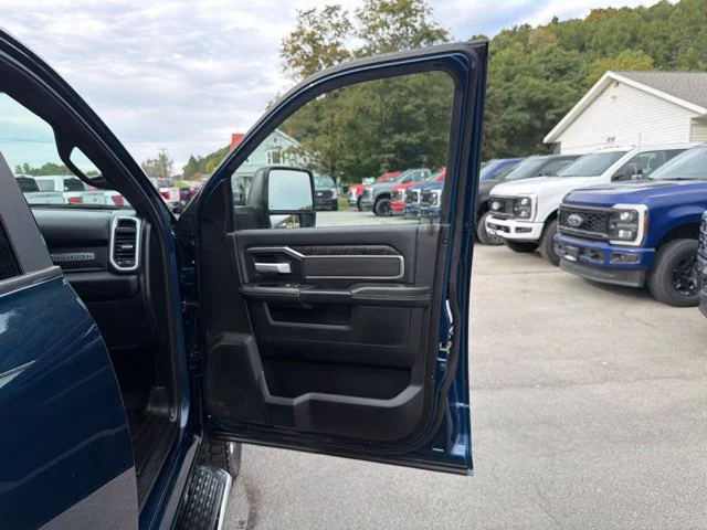 Used 2024 Blue Ram Big Horn image 31
