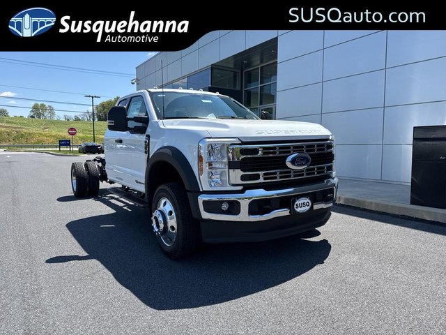2026 Ford Chassis Cab 