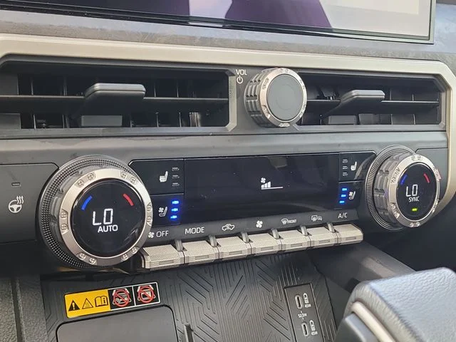 Used 2024  Toyota Limited image 25