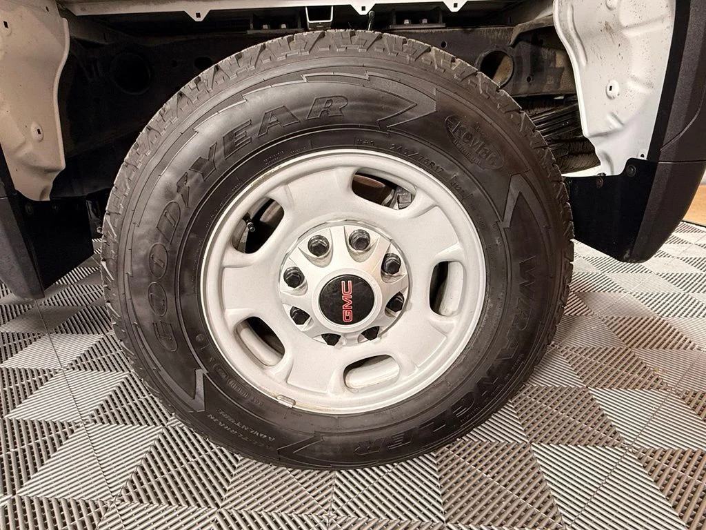 Used 2025 White GMC Pro image 13