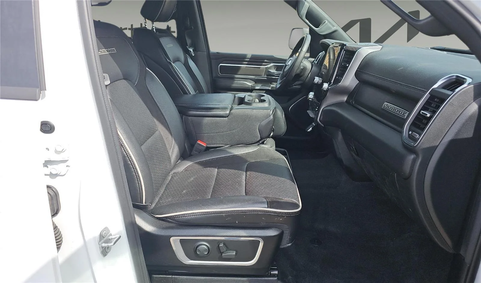 Used 2025 Bright White Clearcoat Ram Laramie image 12