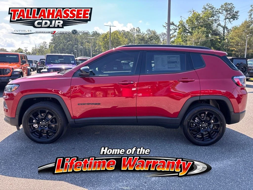 New 2026 Red Hot Pearlcoat Jeep Latitude image 7