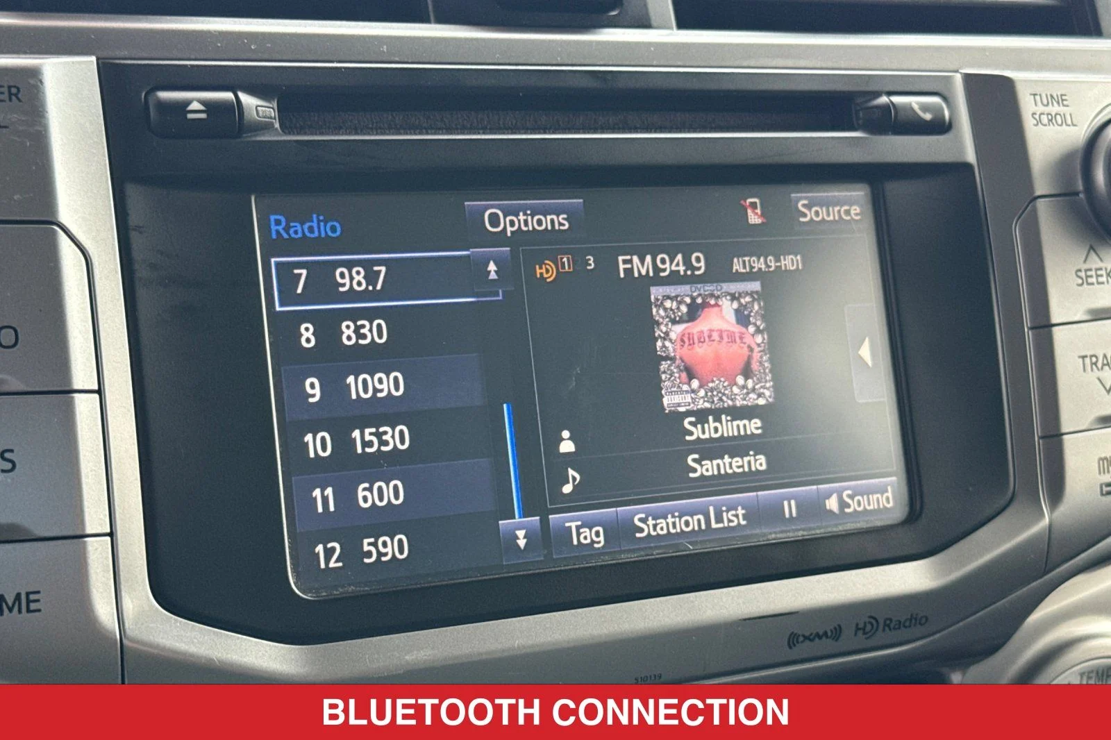 Used 2017 White Toyota SR5 image 19