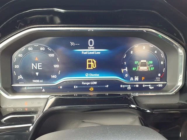 Used 2025 White Chevrolet RST image 31