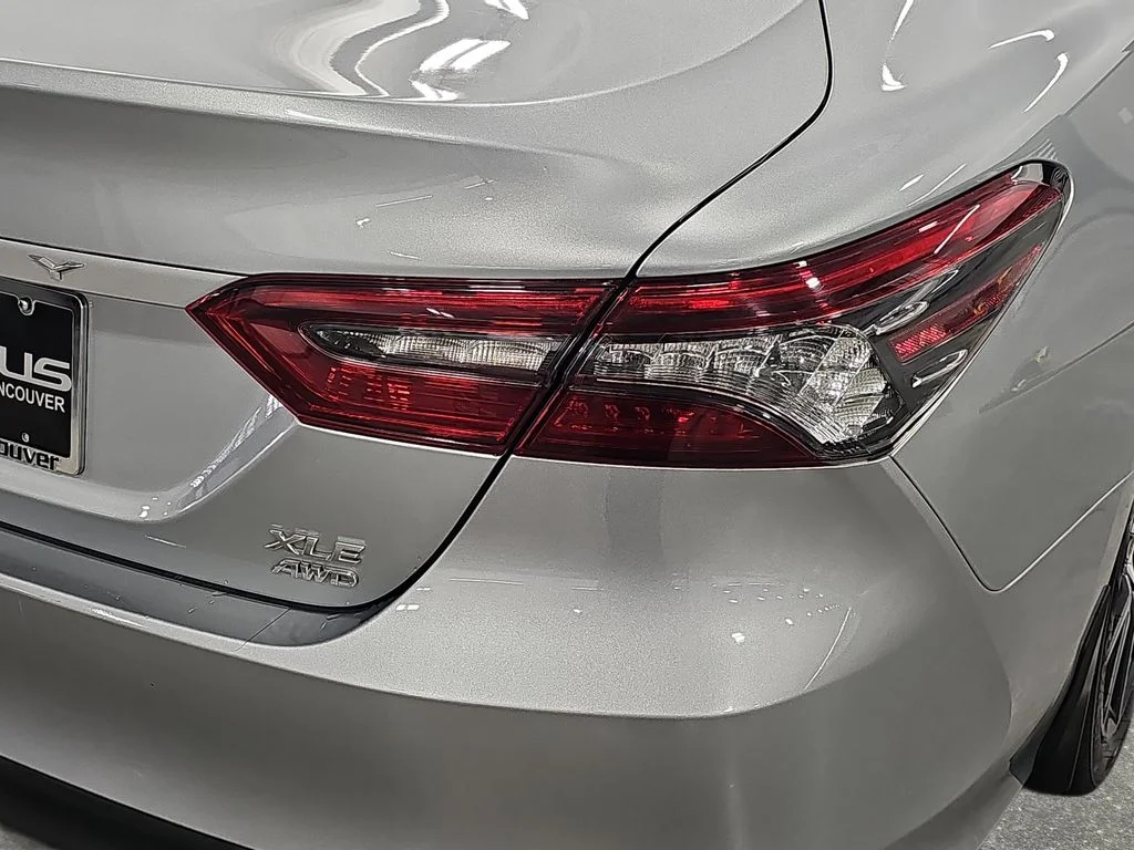 Used 2023 Silver Toyota XLE image 34