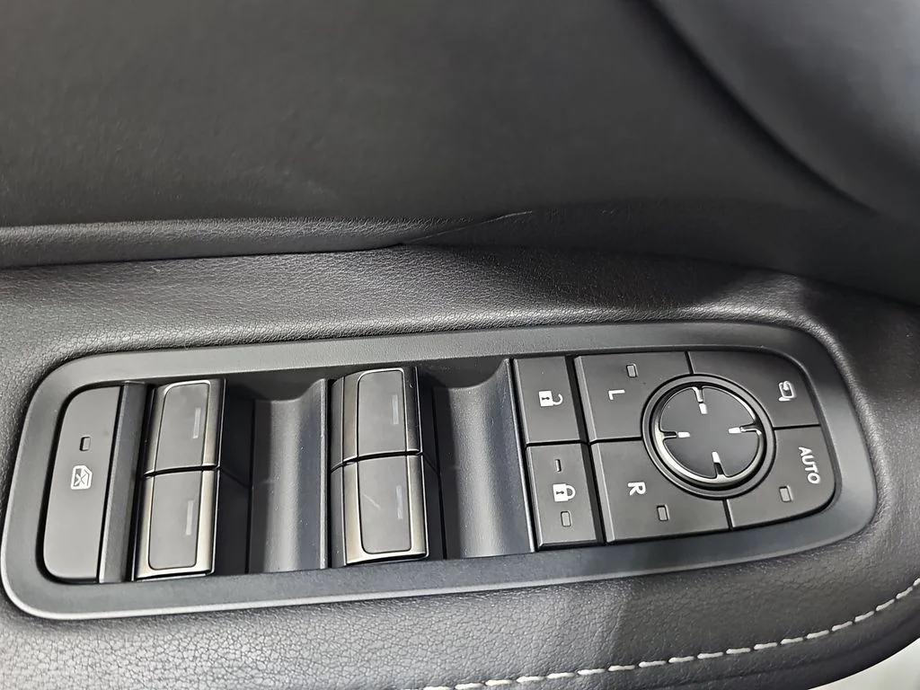 New 2026 Wind Chill Pearl Lexus PREMIUM AWD image 27