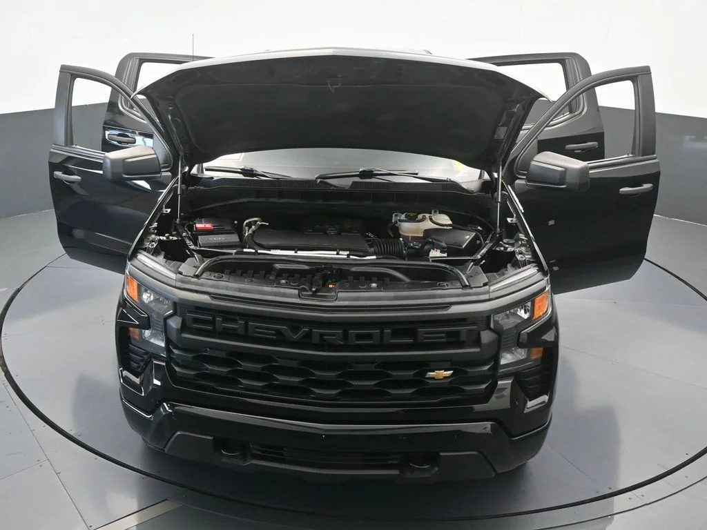 Used 2024 Black Chevrolet Custom image 66