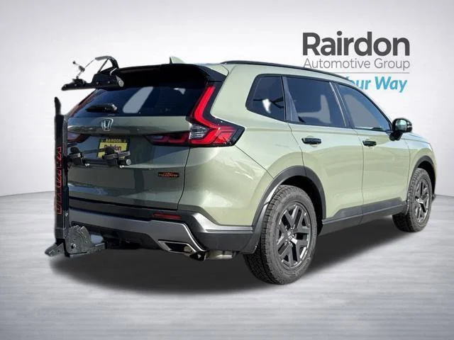 Certified Used 2026 Ash Green Metallic Honda TrailSport image 7