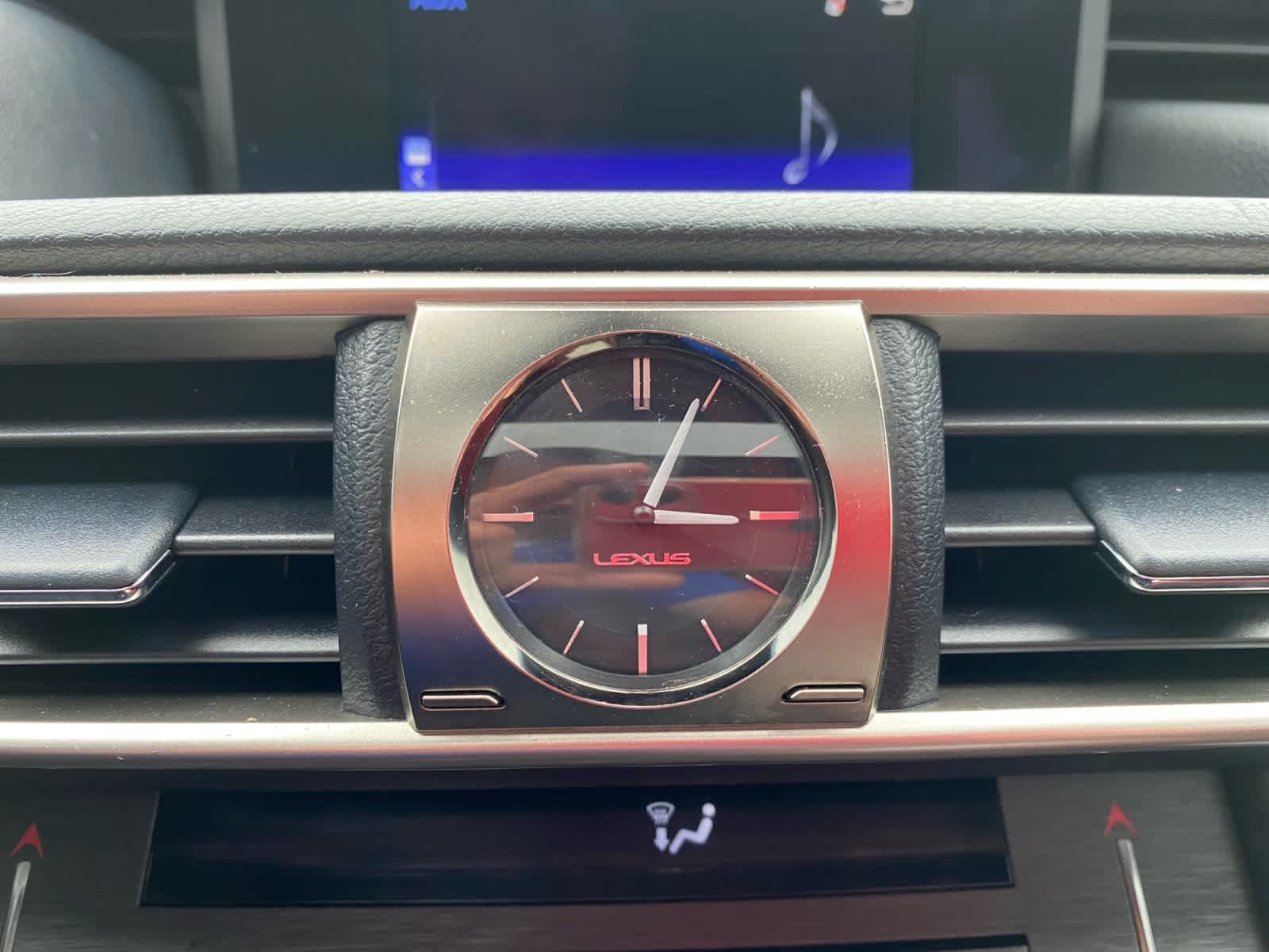 Used 2020 Ultra White Lexus F SPORT image 25