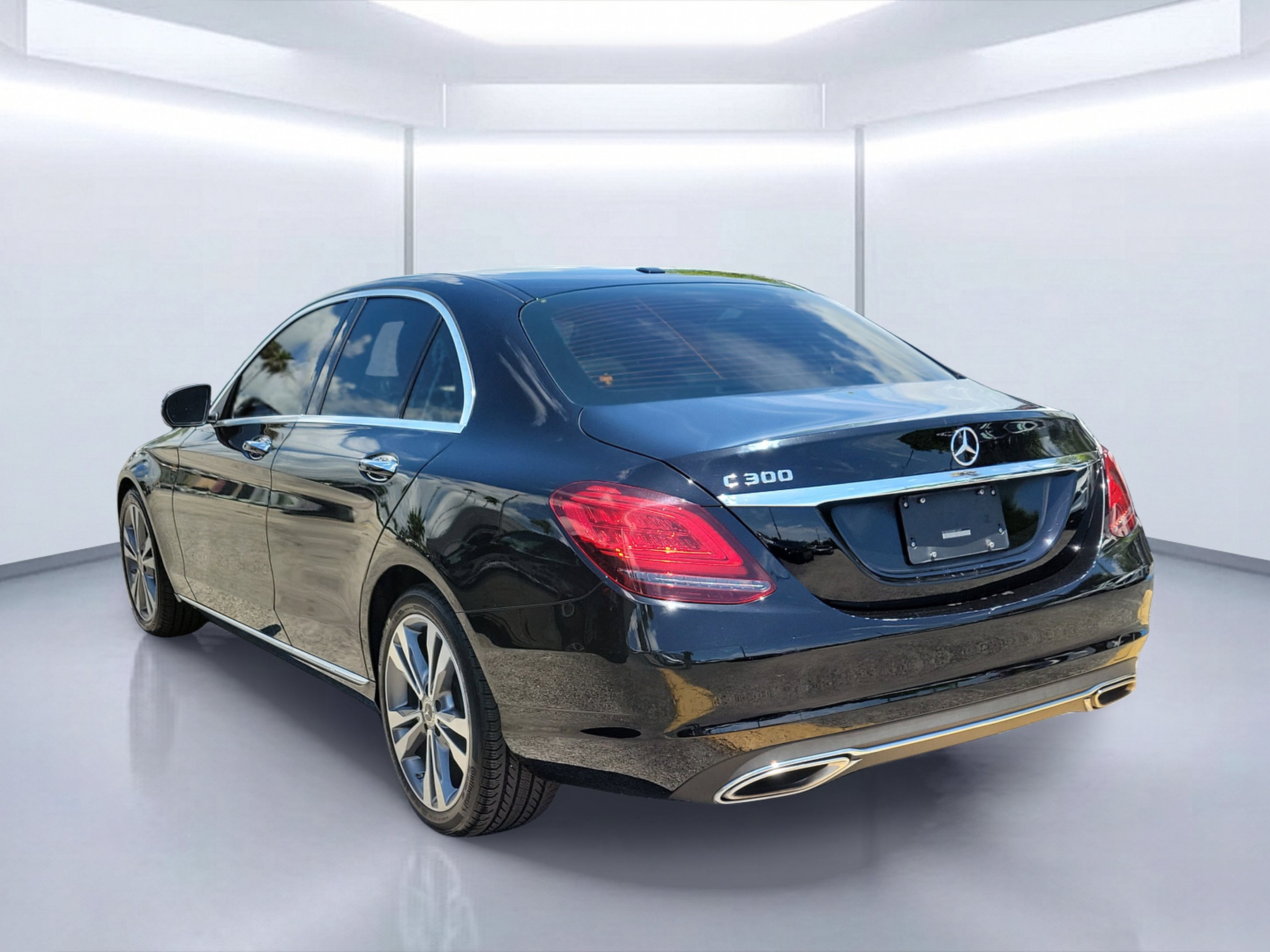 Used 2021 -Select- Mercedes-Benz C 300 image 3