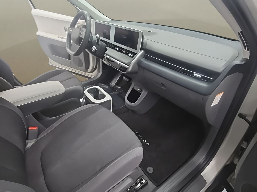 Certified Used 2024 Gold Hyundai SEL image 19